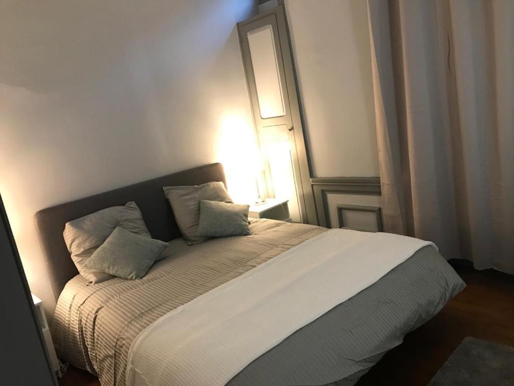 Eglantine Appartement Centre Historique De Ντινάν Εξωτερικό φωτογραφία