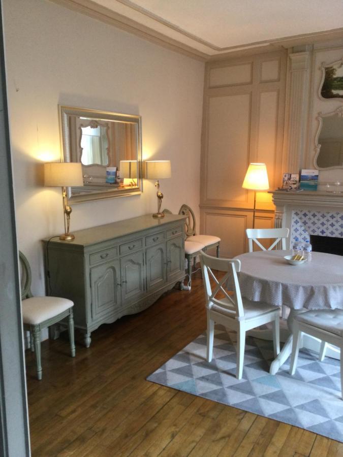 Eglantine Appartement Centre Historique De Ντινάν Εξωτερικό φωτογραφία